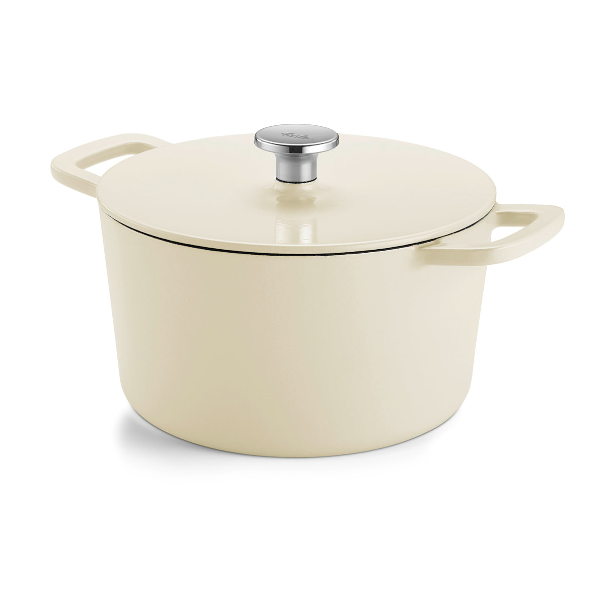 Fissler Moments Gusseisen Topf in Creme, mit Deckel und Metallknopf - zeitloses, energiesparendes deutsches Kochgeschirr für die moderne Küche.