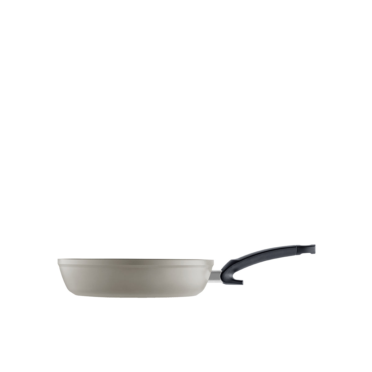 Fissler Ceratal® Comfort Pfanne: graue, keramikbeschichtete, PTFE-freie Bratpfanne mit schwarzem Griff - Made in Germany, modernes Design.