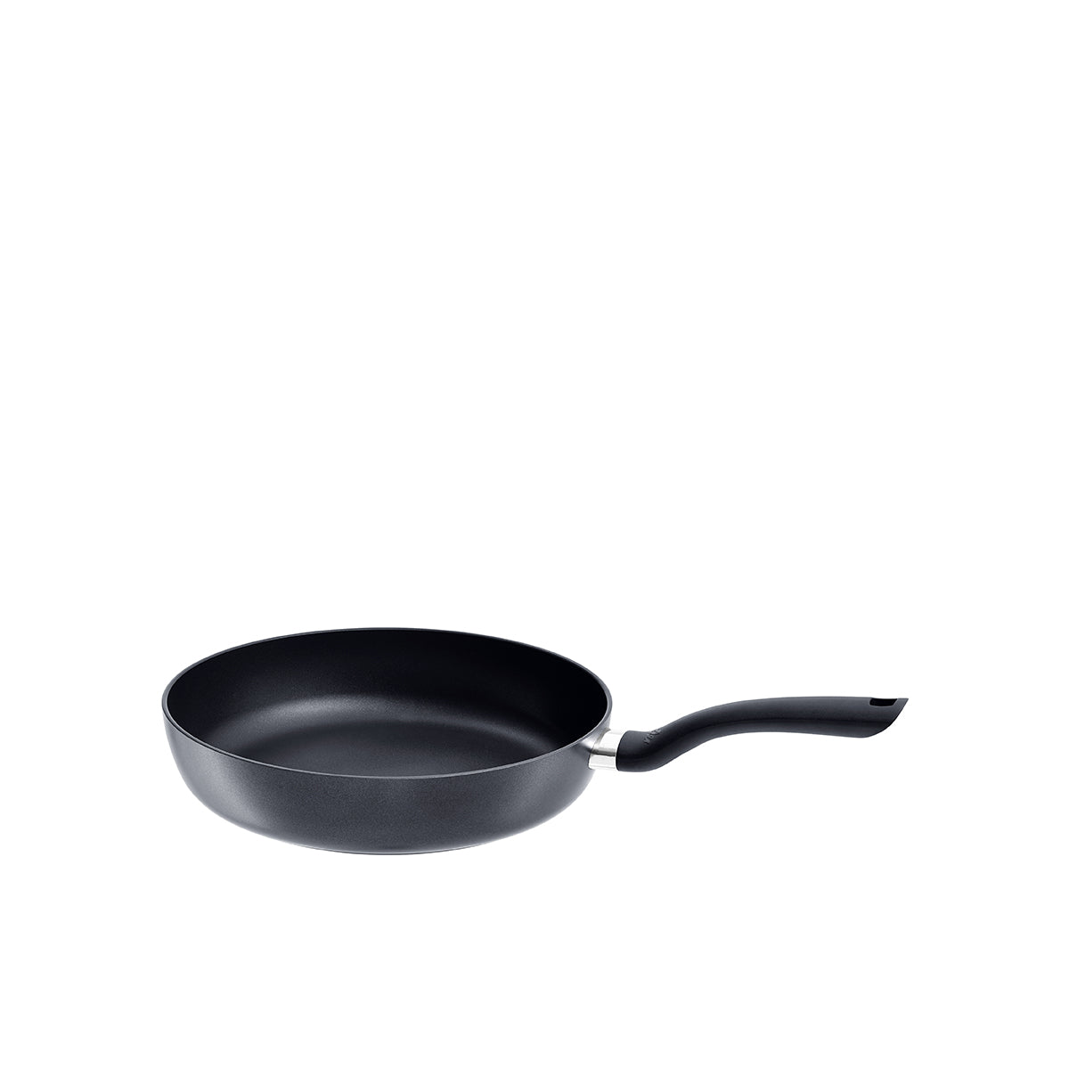 Cenit® Frying Pan without induction by Fissler in elegant black, with non-stick coating and ergonomic handle on a white background.